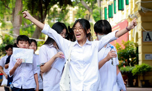 Top 10 trường có tỷ lệ 'chọi' lớp 10 cao nhất Hà Nội 2026