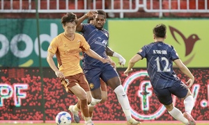 Cuộc đua trụ hạng V.League: HAGL và Thanh Hóa đừng chủ quan