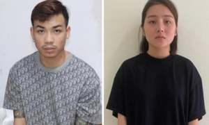 Bé 4 tuổi bị bạo hành đến chết: ‘Không tin nổi có người mẹ đồng lõa hại con đẻ’