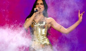 Công nghệ 12/5: Dua Lipa kiện Samsung