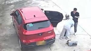 Tình tiết bất ngờ sau video ông lão bị bỏ lại trước cổng chùa ở Hải Phòng