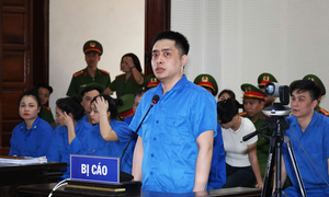 Kẻ nổ súng khiến Thiếu tá công an Quảng Ninh hy sinh khai gì trước tòa?