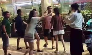 Lời kể của cô gái bị nhóm người đi xe Lexus hành hung ở Hà Nội