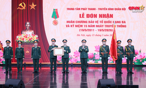 Trung tâm PT-TH Quân đội đón nhận Huân chương Bảo vệ Tổ quốc hạng Ba