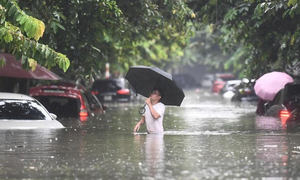 Dự báo thời tiết 18/5: Cả nước tiếp tục mưa lớn, đề phòng dông lốc và ngập lụt