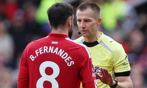 Vì sao Mbeumo chạm tay rõ ràng, Man Utd vẫn ghi bàn hợp lệ?