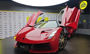 Cận cảnh siêu xe điện Lotus Evija giá hơn 100 tỷ đồng tại Việt Nam