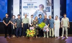 Nữ giáo sư Toán học đầu tiên của Việt Nam hiếm hoi xuất hiện ở tuổi 93