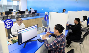 Thay thế ngay cán bộ không hoàn thành nhiệm vụ từ 2 quý liên tiếp trở lên