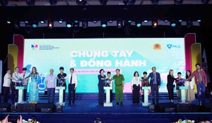 'Mục tiêu kép' cho trẻ em Việt Nam trong kỷ nguyên số
