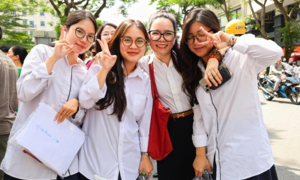 Hôm nay, hơn 1,2 triệu thí sinh làm thủ tục dự thi tốt nghiệp THPT 2026