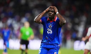 In cờ nước khác lên áo đấu World Cup 2026, đội tuyển Haiti bị FIFA bắt đổi