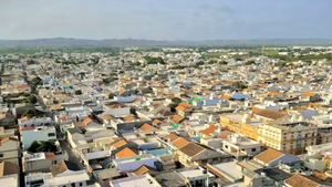 Surprisingly, a village has as many as 17 banks, with residents depositing nearly 14.000 billion VND in savings.