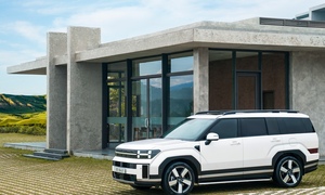 Loạt xe Hyundai đồng loạt giảm giá, Santa Fe được ưu đãi tới 220 triệu đồng