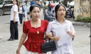 Hà Nội chốt 'giờ G' công bố điểm thi, điểm chuẩn lớp 10