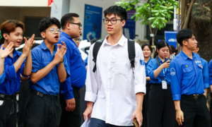 Top 10 trường đại học, học viện có điểm chuẩn cao nhất Hà Nội 2025