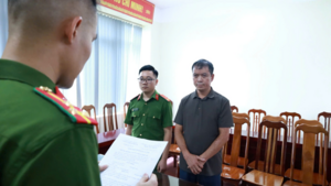 Lật tẩy thủ đoạn 'ốp gỗ nhà dân' rút ruột hơn 8 tỷ tiền đền bù đất ở Lạng Sơn