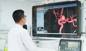  Cận cảnh 'mắt thần' phát hiện ung thư tại Bệnh viện Bạch Mai cơ sở 2