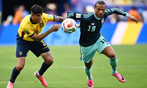 Kết quả Ecuador 2-1 Đức: Ngược dòng bất ngờ, giành suất đi tiếp