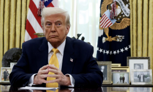 Ông Trump cảnh báo Iran 'sẽ không còn tồn tại' nếu Mỹ tiếp tục ra tay