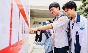 Hai thủ khoa tốt nghiệp THPT 2026 cùng đạt 38,5 điểm