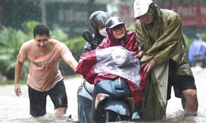 Dự báo thời tiết 9/7: Miền Bắc mưa lớn, có nơi trên 300mm, miền Trung nắng nóng