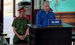 Người bẻ gãy bảo vật quốc gia 'Ngai vua triều Nguyễn' lĩnh 3 năm 6 tháng tù