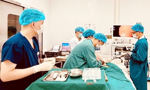 BV Bạch Mai cơ sở Ninh Bình kín giường sau hai tuần, liên tiếp cứu ca bệnh nặng
