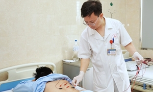 Nam kế toán mắc căn bệnh đang 'bủa vây' dân văn phòng