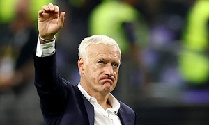 HLV Deschamps: 'Nói thì bị coi là khóc nhè, nhưng trọng tài có đủ năng lực?'