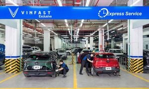 Gần 450 xưởng dịch vụ sẵn sàng tiếp đón chủ xe VinFast khắp 34 tỉnh, thành phố