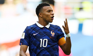 Mbappe phá kỷ lục vĩ đại của Messi