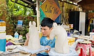 Những thợ trẻ hồi sinh làng gốm cổ 500 năm tuổi