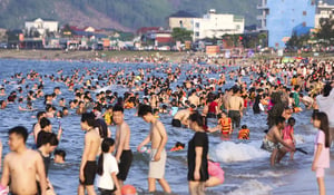 Dự báo thời tiết miền Trung hôm nay 27/7: Trung Bộ nắng nóng 36°C