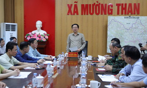 Phó Thủ tướng Hồ Quốc Dũng: Hoàn thành nhà tái định cư Mường Than trong 30 ngày