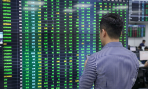 VN-Index tăng hơn 30 điểm sau phiên lao dốc