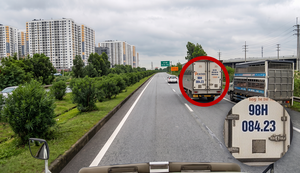 Phẫn nộ tài xế xe tải 98H-084.23 tạt đầu, chèn ép xe tải khác trên cao tốc Hà Nội - Lạng Sơn
