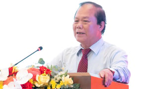 GS Phan Trung Lý: Gắn kết quả thực hiện kiến nghị giám sát với việc lấy phiếu tín nhiệm cán bộ