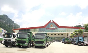 Hải quan khu vực VI 'về đích' thu ngân sách cả năm chỉ sau 7 tháng