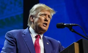 Tổng thống Trump phủ nhận tin Mỹ thiếu đạn dược, doạ bỏ tù người rò rỉ thông tin