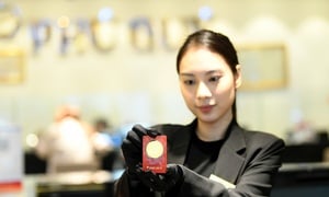 Giá vàng trong nước tăng 1,5 triệu đồng/lượng, vượt 143 triệu