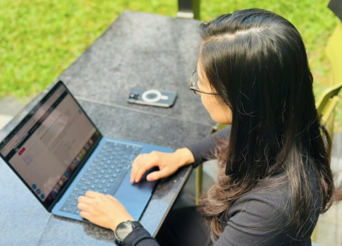 Trường xin lỗi vụ bằng có "giá trị toàn thế giớ...