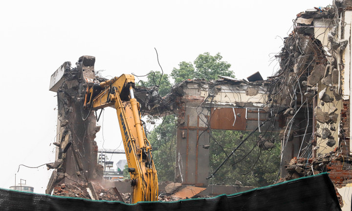 Hà Nội phá dỡ trụ sở cạnh hồ Hoàn Kiếm, chuẩn b...