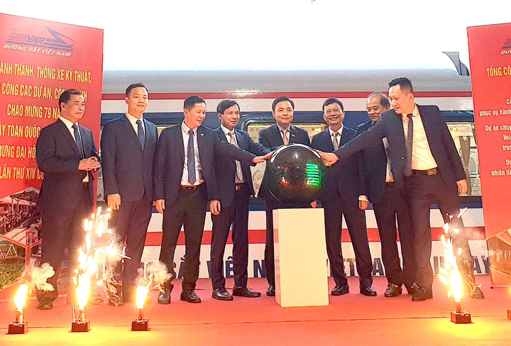 Đường sắt Việt Nam đưa 162 toa xe hiện đại vào khai thác trước Tết 2026