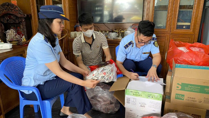 Thương mại điện tử 2025: Dấu ấn siết chặt quản lý trên không gian số