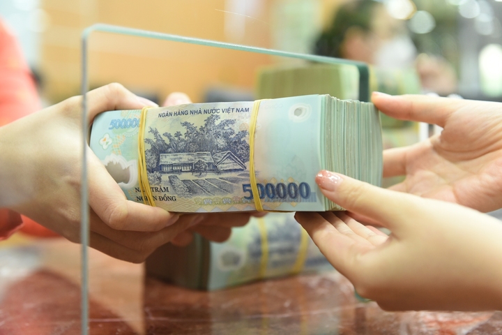 Tháng đầu năm 2026, lãi suất tiết kiệm ngân hàng nào ưu đãi nhất?