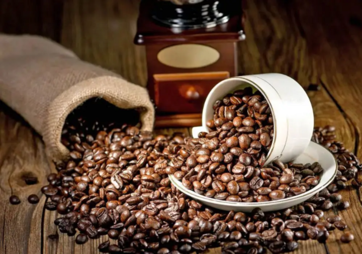 Sai lầm khi pha cà phê khiến người đàn ông 50 tuổi suy thận