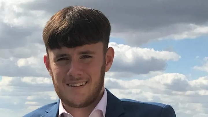 Triệu chứng nguy hiểm bị bỏ qua, chàng trai 20 tuổi tử vong vì "vi khuẩn ăn thịt người"