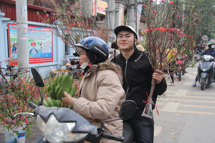 Chuối tiêu xanh "sập" giá 10 lần, chỉ còn 30.000-60.000 đồng/nải vẫn ế