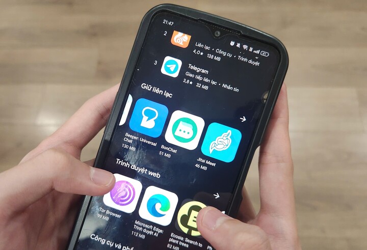 Trẻ dùng Discord, Telegram..., phụ huynh lo rủi ro từ nền tảng mở